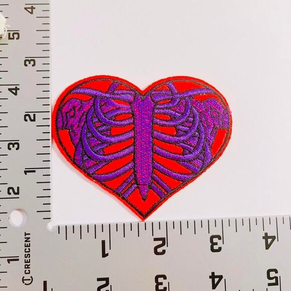 Heart Ribs-Iron on Patch - Picture 2 of 3